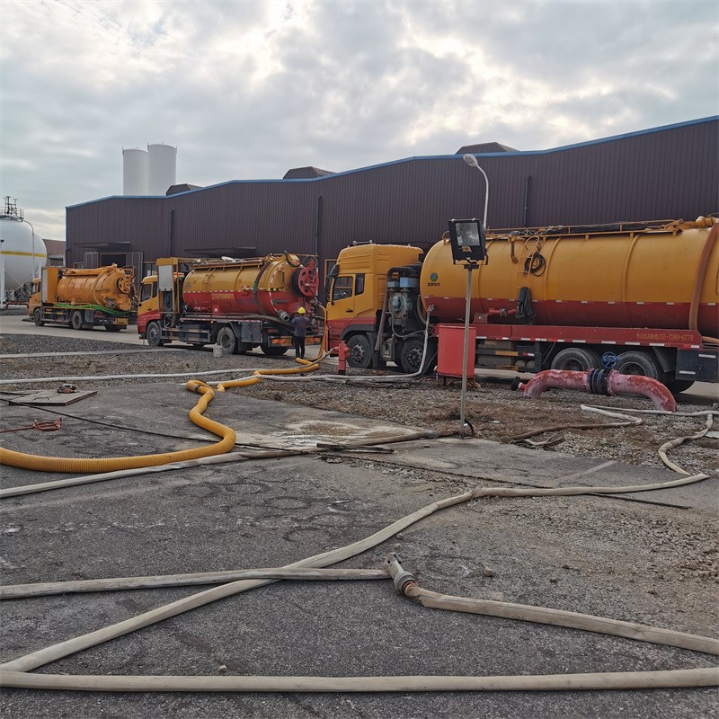 平阴污水池清理